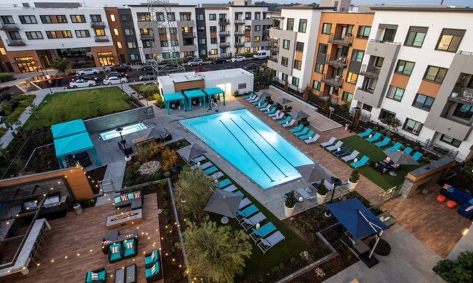 Menlo Park Condo | Live the Good Life in Menlo Park: Pool, Hot Tub & More