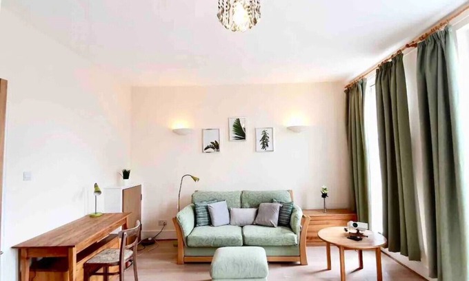 Hope Street Apartment | Liverpool City Centre Georgian Quarter Two-Bedroom Apartment
