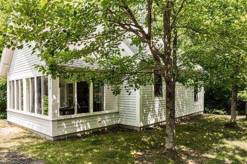 Summer Village House | Livin' Wells