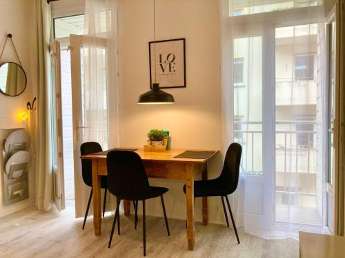 Am Staden Apartment | Living at Saarpartments - AdultsOnly - Business & Holiday Homes with Kitchen for Long- and Short Term stay, 3 min to St Johanner Markt and Points of Interest