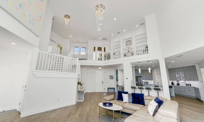 Crescent Beach Apartment | Living Luxe | Fall by the beach - pool at your feet!