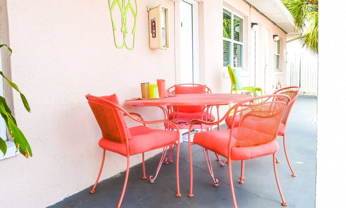Madeira Beach Apartment | LIVING SALTY