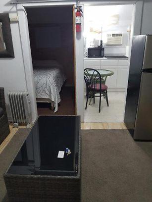Kincardine House | Living Waters Guest Cottage Motel, Kincardine Guest Resort