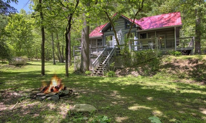 Cosby Cabin | Living Waters: Reel in Relaxation at Your Creekside Cabin Escape!