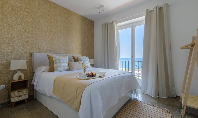 Malaga-Este Apartment | Living4malaga Seafront Duplex
