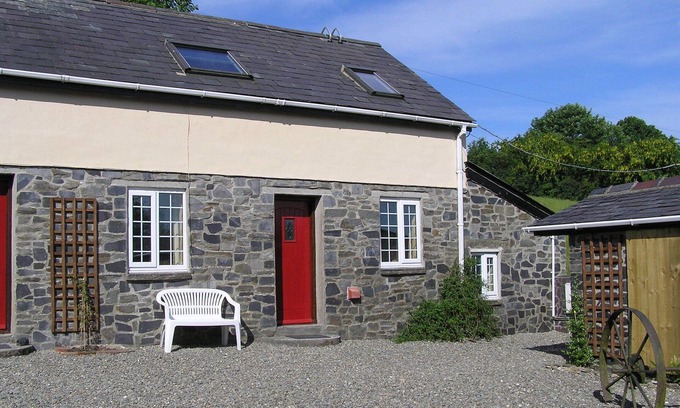 Llangeler Cottage | Llainddu Farm Lovely Detached Cottage, Beautiful Views, Gardens And Woodland