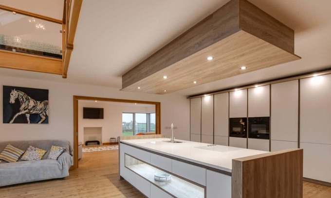Llanddeusant House | Llanddygfael Hir in Cemaes Bay