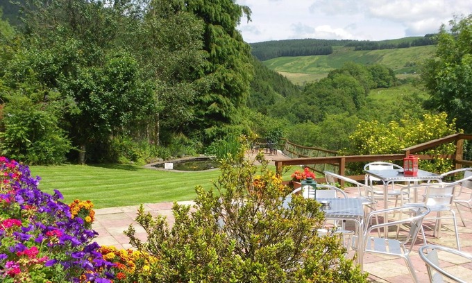Llandovery House | Llanerchindda Farm Guest House