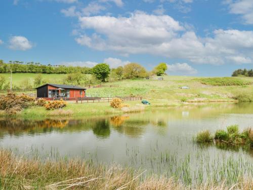 Bethania House | Llyn Cae Ty Nant Fishery Holiday Let