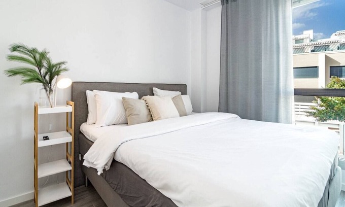 New Golden Mile Apartment | LM11.1A- Modern flat, amazing views