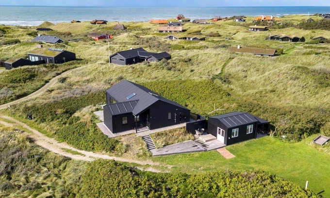 Hirtshals House | LN1865 Hirtshals - Krageklit 30