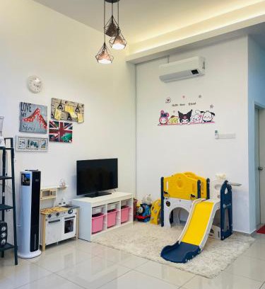 Durian Tunggal House | LNZ Pool Homestay Melaka