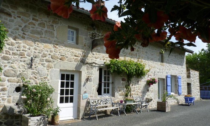 Pensol House | Lo maisou