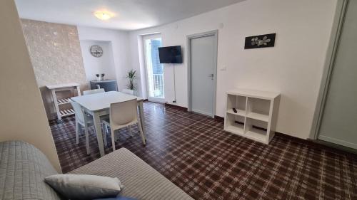Riomaggiore Apartment | Lo scrigno sul mare Cinque Terre Riomaggiore