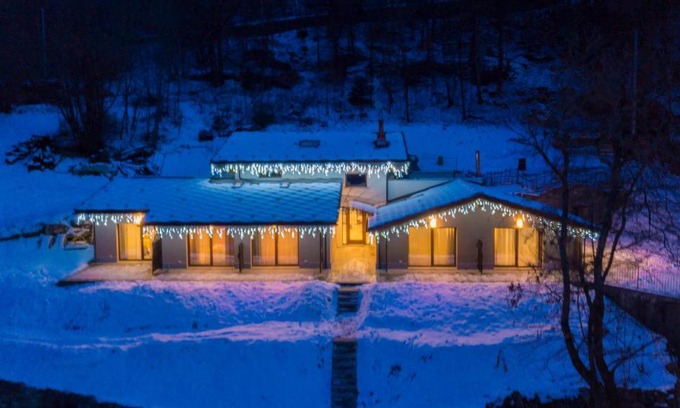 Fenis House | Lo Tzeno