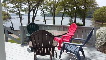 Boothbay Harbor Cottage | Lobster Cove Lookout in Boothbay Harbor