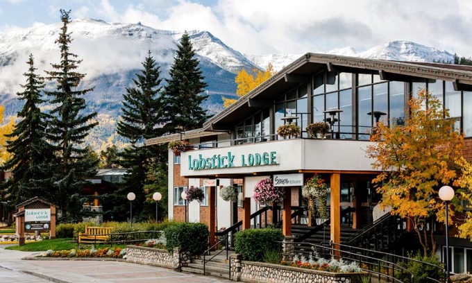 Jasper Cabin | Lobstick Lodge