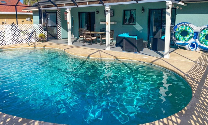 Palm Harbor House | Local Olympians Home ~ 5 Mi to Beach!