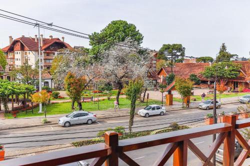 Planalto Apartment | Locar-in Gramado - Apartamento Rua Torta