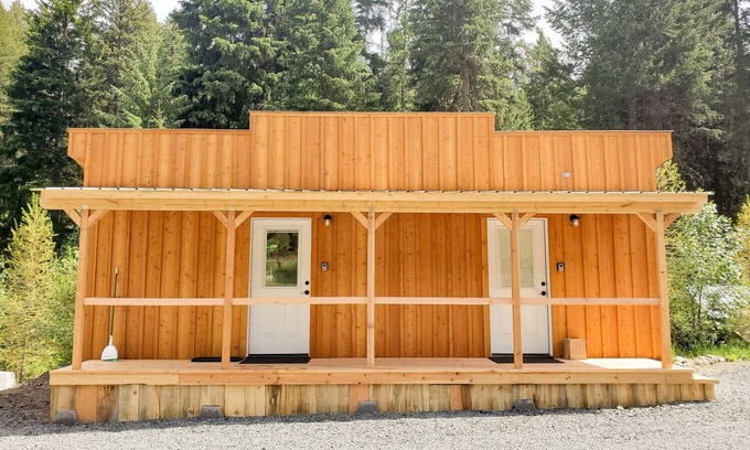 North Powder Cabin | Located 9 miles from Anthony Lakes Mountain Resort.