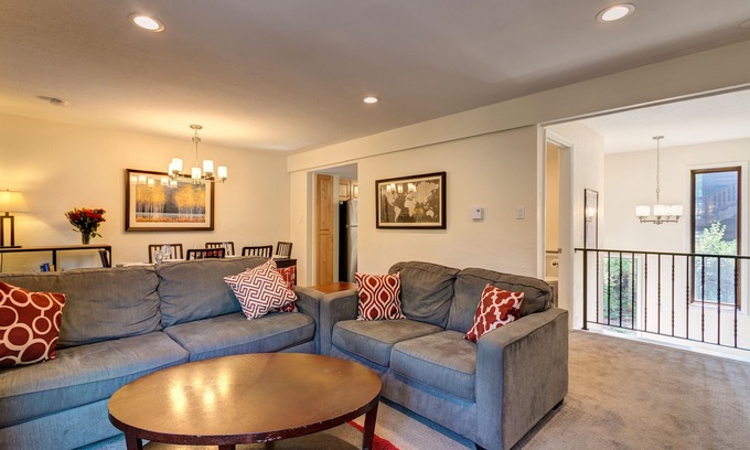 Warrior's Mark Condo | Located an easy walk to slopes and apres!