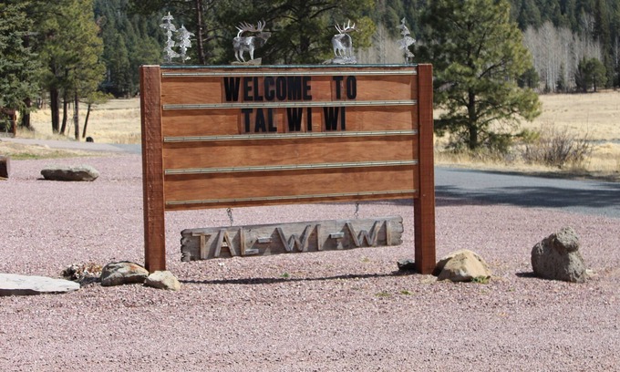 Alpine Apartment | Located in beautiful Alpine, AZ at the historic Tal-wi-wi lodge.