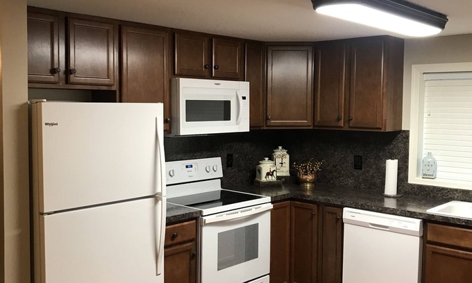 Madison House | Located in historic downtown Madison,IN