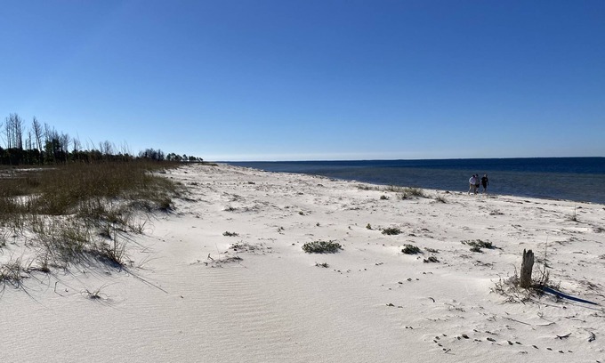 Port St. Joe House | Located in secluded St Joseph’s Shores in the middle of Windmark Beach!