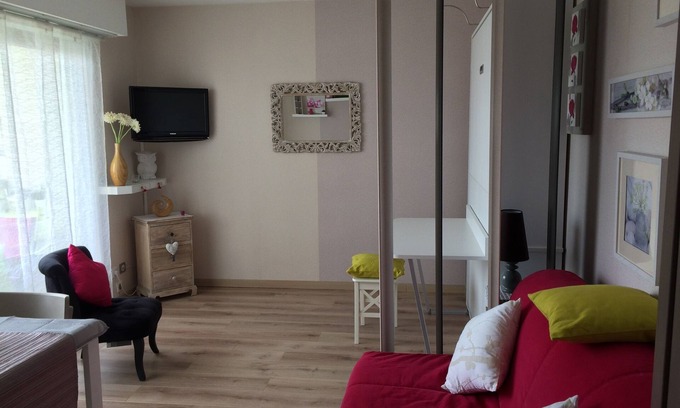 Faubourg North Apartment | Location Appart'hotel Dijon République 4 *