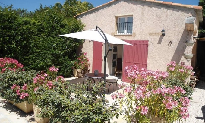 Le Muy House | LOCATION DUPLEX 4 PERS. 45M2 NEAR SAINTE MAXIME VAR .IDEALEMENT LOCATED .