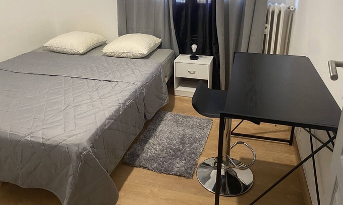 La Madeleine Apartment | Location Juillet Août