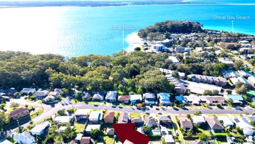 Nelson Bay Apartment | Location @ Little Beach