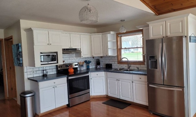 East Jordan House | Location! Location! Location!