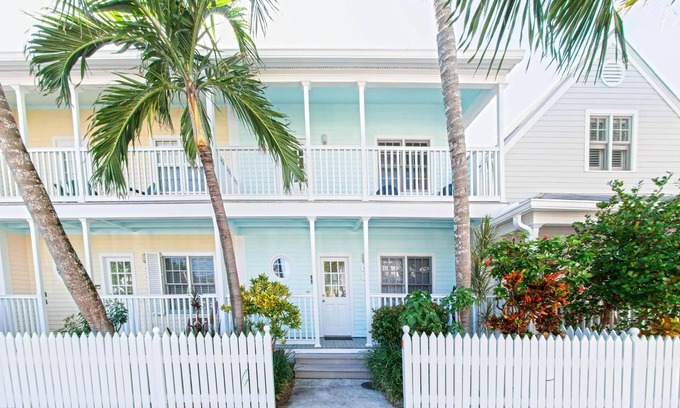 Truman Annex Condo | Location, Location, Location! Downtown Key West - Truman Annex!