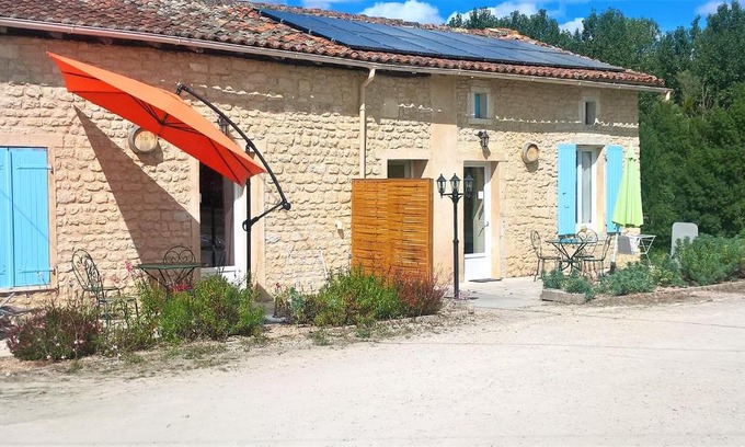 Ozillac House | LOCATIONS RIVES DE SEUGNE - Claveau