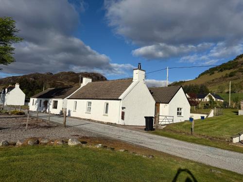 Bundalloch House | Loch Long Cottage - 5 nights minimum stay
