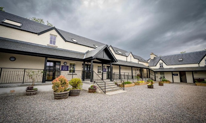 East Lewiston Hostel | Loch Ness Bunk Inn