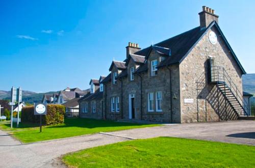 Fort Augustus House | Loch Ness Guest House