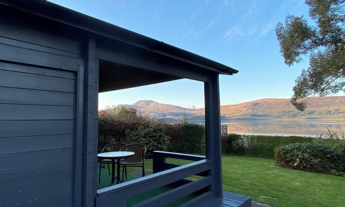 Luss Cabin | Lochside-1Bed-Pet Friendly-Amazing views