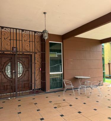 Kampung Behor Gandin House | Lociz Roomstay Kangar