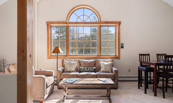 Waitsfield House | Lockwood Loft, Unique, Cozy and Close to Sugarbush