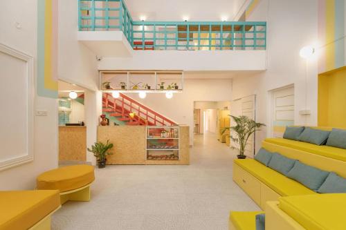 Indiranagar Hostel | Locul Midtown-Indiranagar