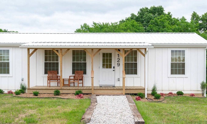 Williamstown Cabin | Lodge 129 at Eden Reserve—Safari Cabin Near Ark