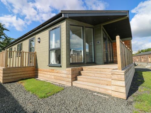 Errol House | Lodge 15 - The Tummel Family