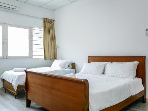 Downtown George Town House | Lodge 22, 5 min walk to Adventist & Pulau Tikus Market