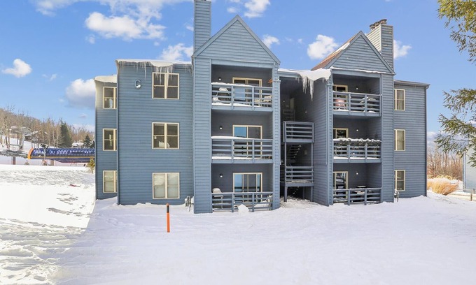 Timberline Condo | Lodge beside Timberline Mountain's chairlift at Slopeside C204!