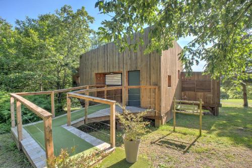 Saint-Felix-de-Reillac-et-Mortemart Bed & Breakfast | Lodge Grand Air avec Jacuzzi