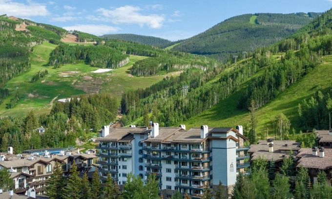 Vail Resort | Lodge Tower