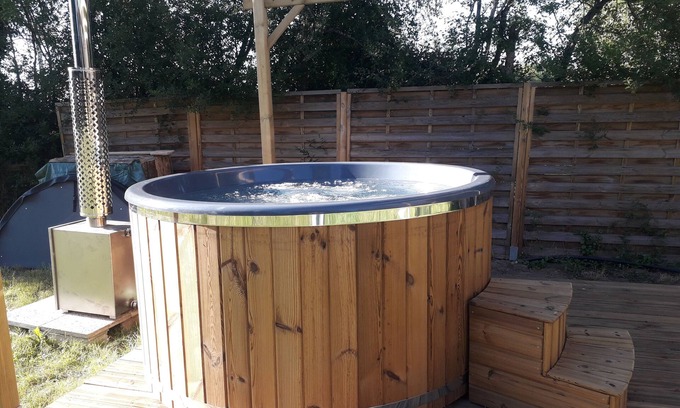 Tannerre-en-Puisaye House | Lodge with private Nordic spa - 6 pers - 15min from Guédelon - Yonne