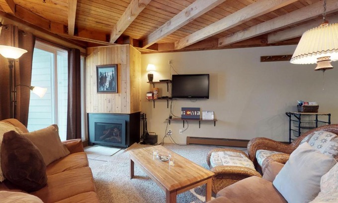 Wildernest Apartment | Lodgepole Landing